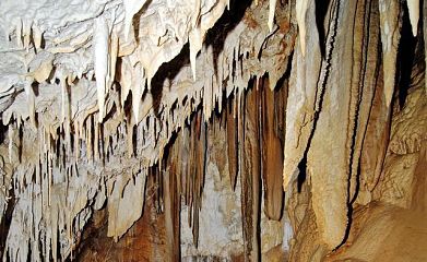 Пещера Самона