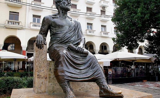 Monument to Aristotle in Thessaloniki